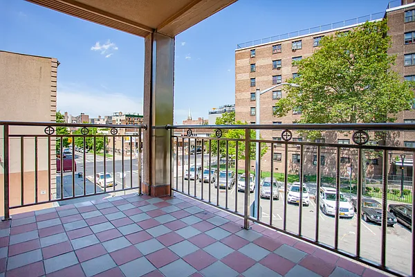 Rented by Ian Alexander Realty Group LLC | media 10