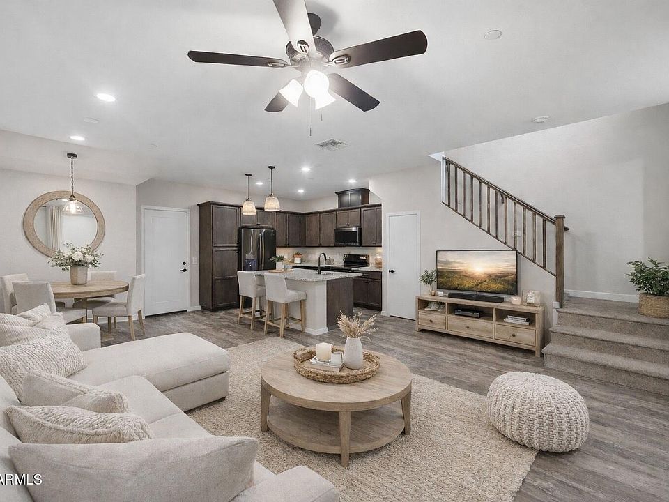1st image of 779 E DORAL Avenue #102
