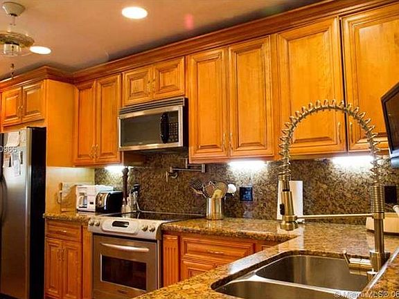 5th image of 3709 Estepona Ave #2-18