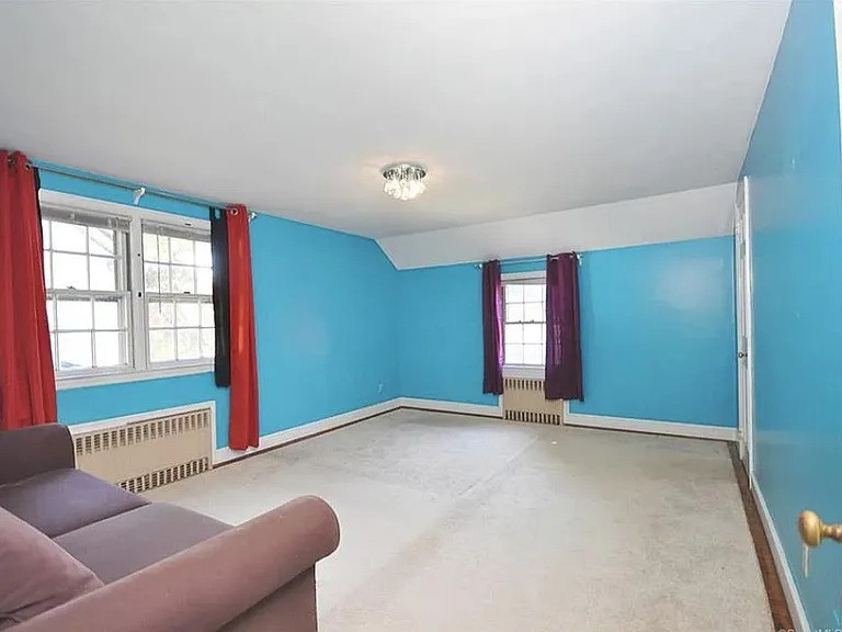 120 Caya Ave — Photo 5