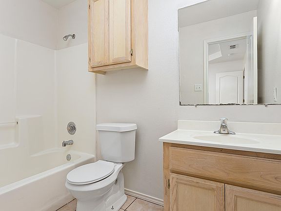 3rd image of 20756 Alta Vista Ct