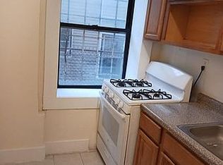686 E 234th St APT ST4, Bronx, NY 10466