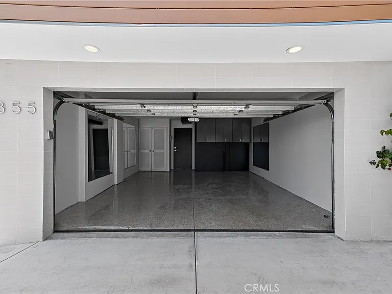 855 Santa Ana St — Photo 32