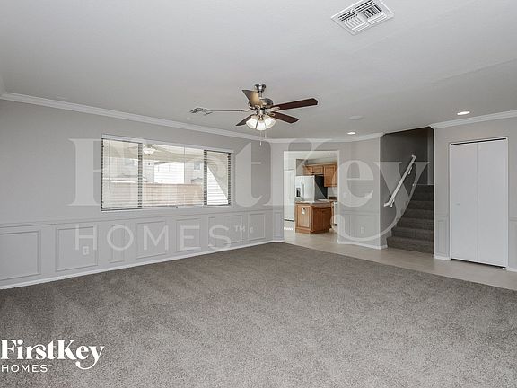 3rd image of 405 W Jersey Way