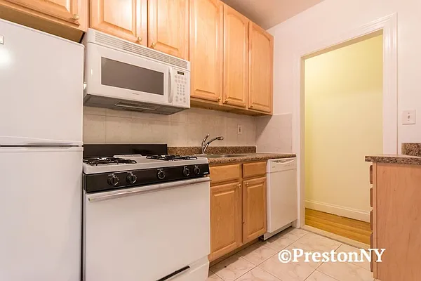 Rented by JM Preston Properties LLC | media 35