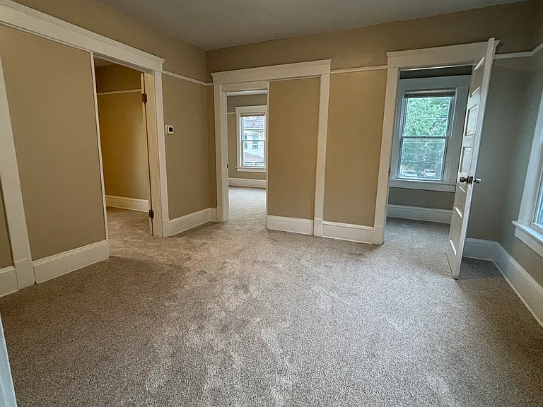 2303 Althen Ave #UP — Photo 8