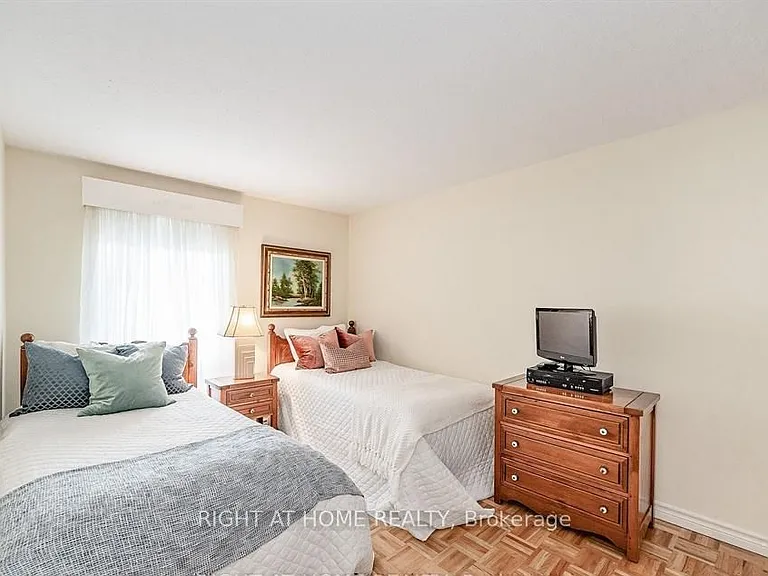 6679 Shelter Bay Rd #32 — Photo 12