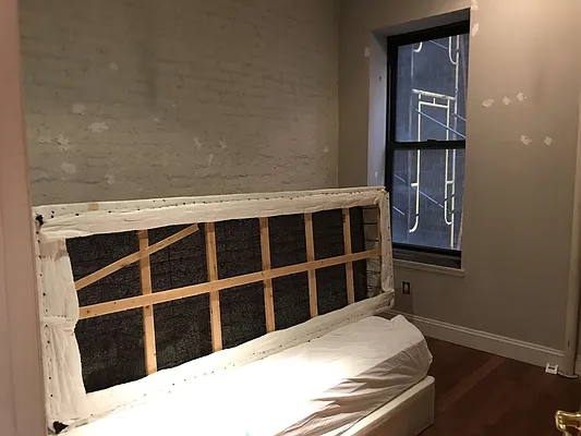 Rented by Chartwell Manhattan Realty | media 10