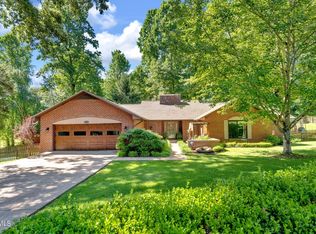 111 Winchester Ln, Bristol, TN 37620