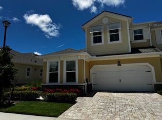 3677 Divot Ln, Sarasota, FL 34232