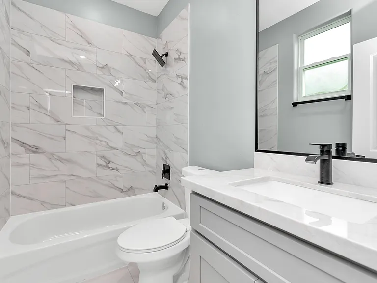 2408 Brailsfort St — Photo 11