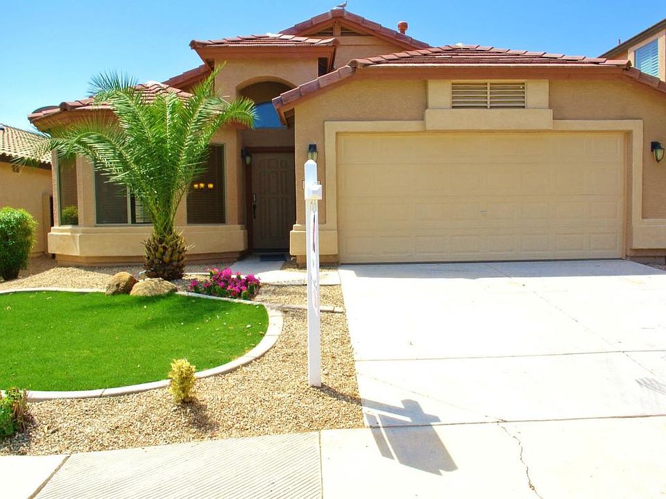 1st image of 1051 E Saddle Way