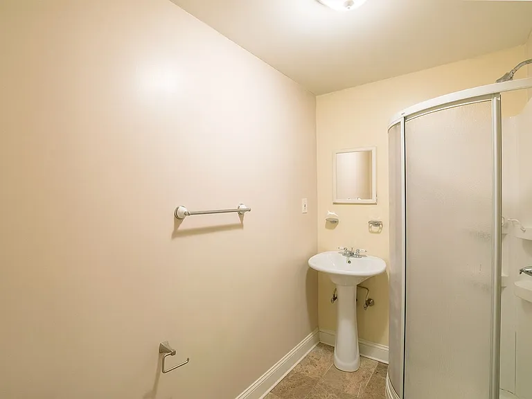 1124 E Passyunk Ave — Photo 8