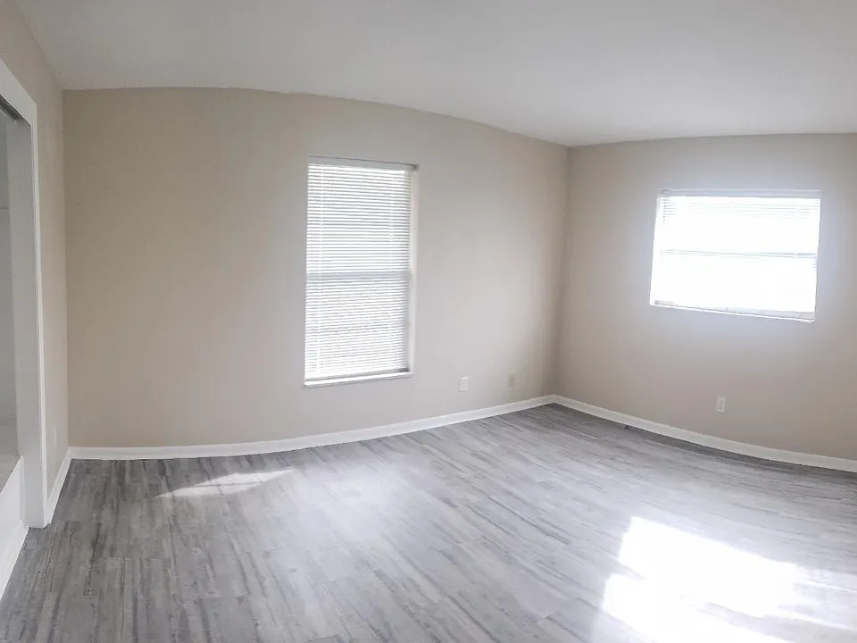 4429 SW 8th Pl #1