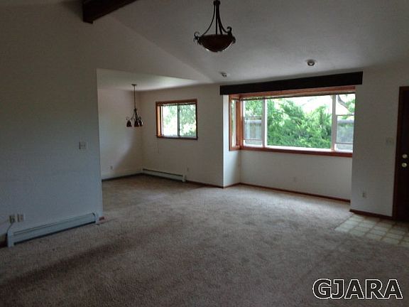 2nd image of 380 Martello Dr
