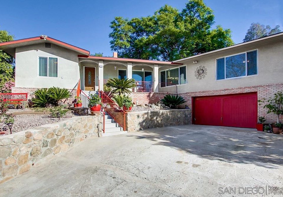 1st image of 11549-51 Oak Creek Dr
