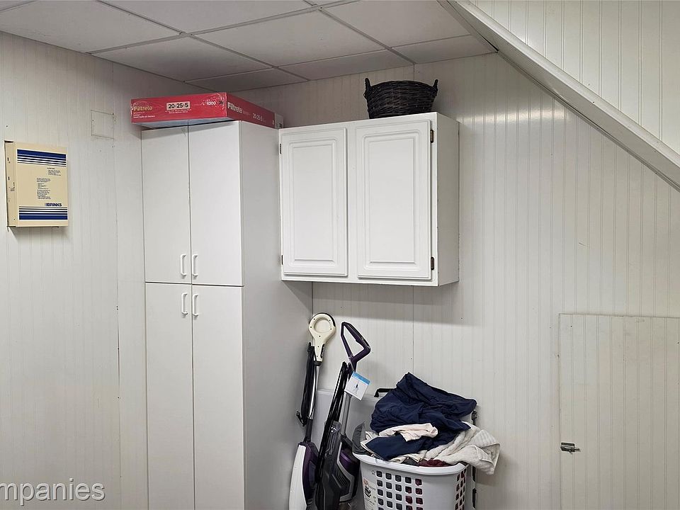 1095 Seabury Dr, photo 30