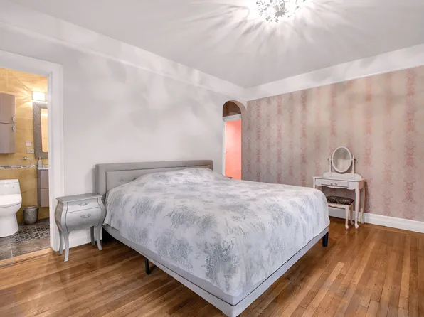 33-15 80th Street image 5 of 19