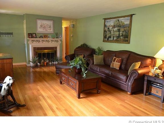 2nd image of 21 Francis Dr