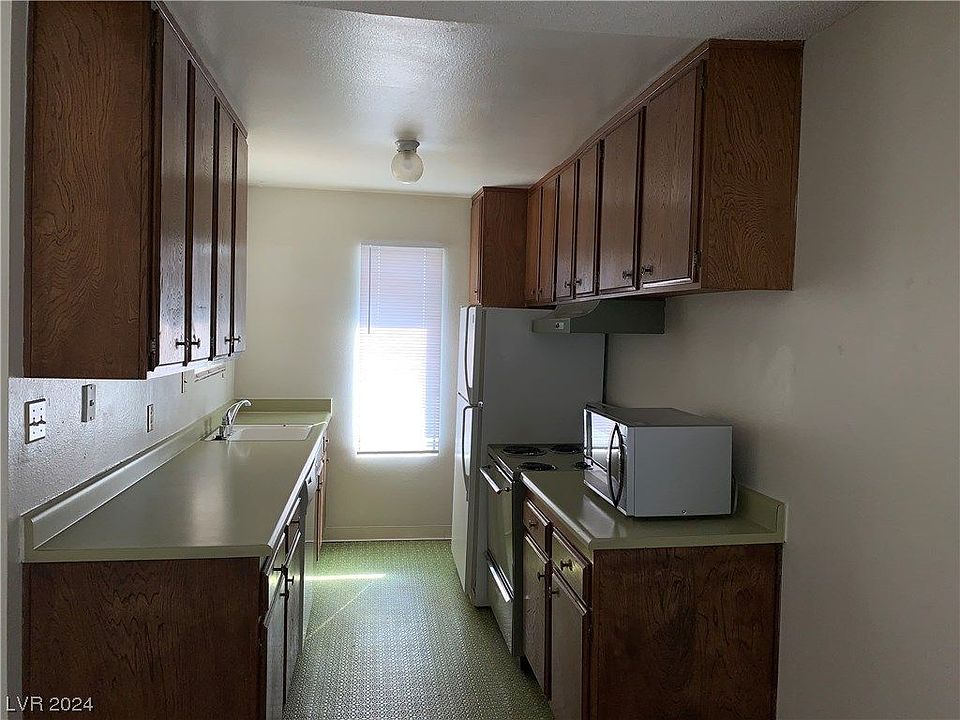 870 Avenue B Boulder City NV Zillow