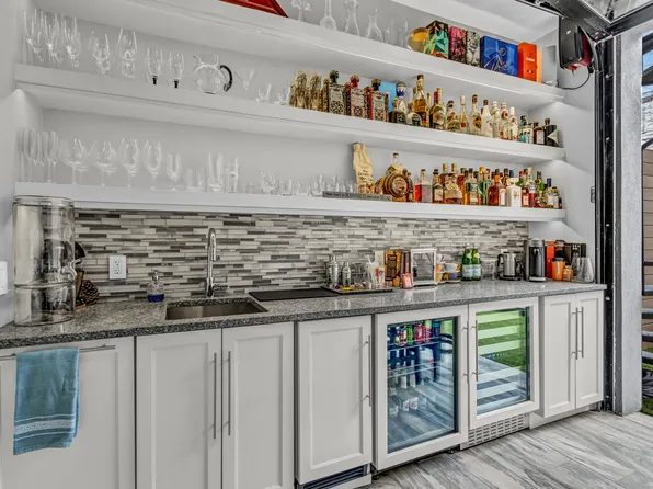 207 Huntington Street image 29 of 43