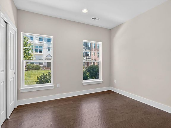 5th image of 5128 Ridgeview Retreat Dr
