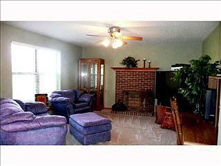 2nd image of 3010 Jamestown Dr