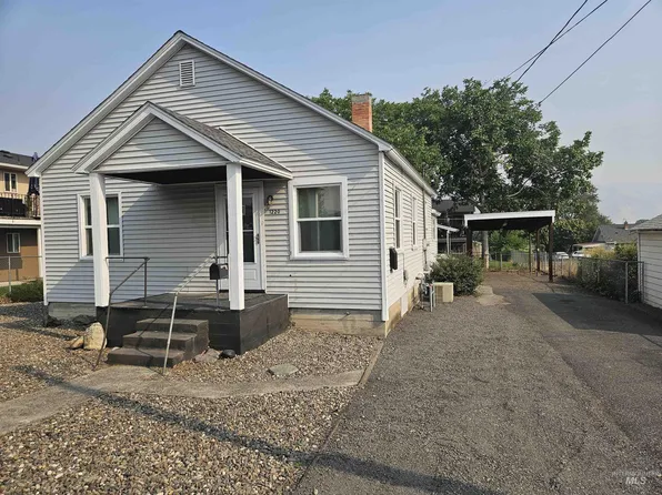 1220 Highland Ave, Clarkston, WA 99403
