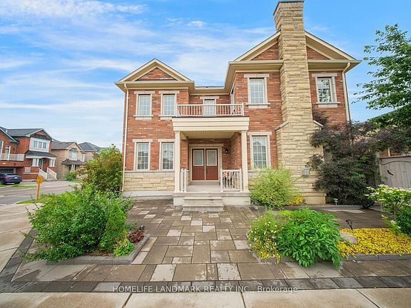 2nd image of 298 W Lawn Cres