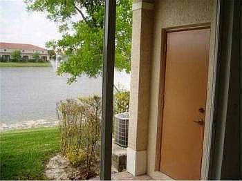 4th image of 2612 SW 82nd Ave