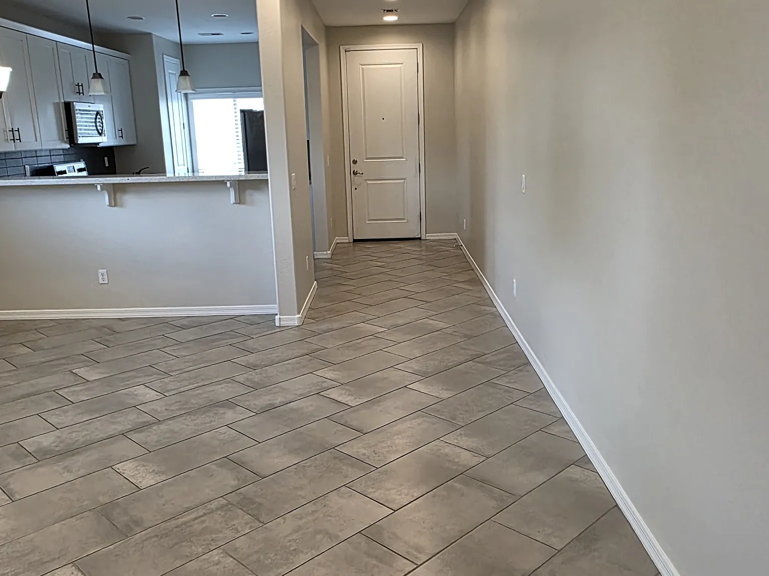 1941 West Stagecoach Street - 1 — Photo 3