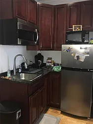 Rented by R New York