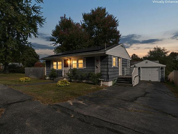 3rd image of 174 Brackett Street