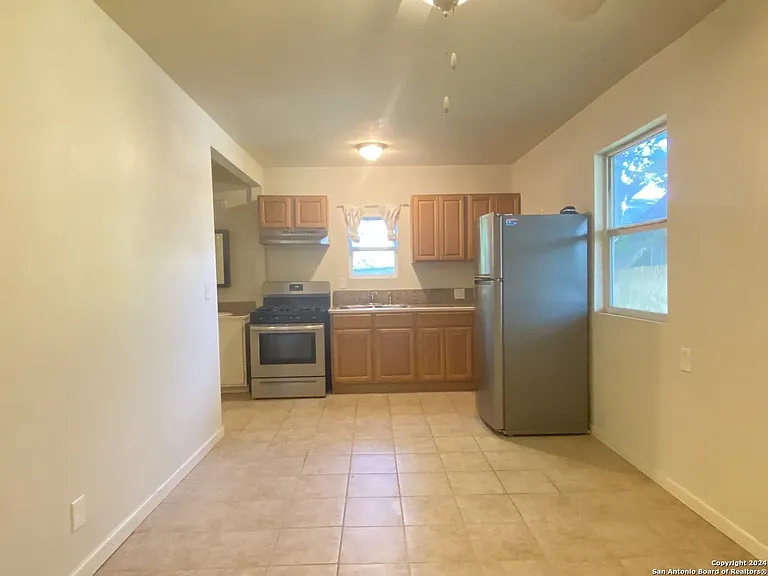 270 Natalen Ave #3 — Photo 12