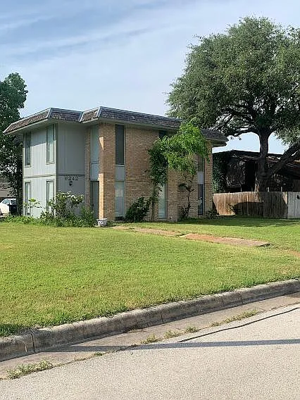 Building Photo - 6240 Wheaton Dr #6242