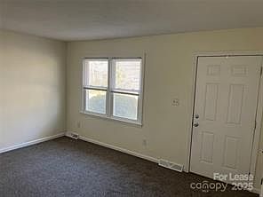3rd image of 207 Pinehurst Dr