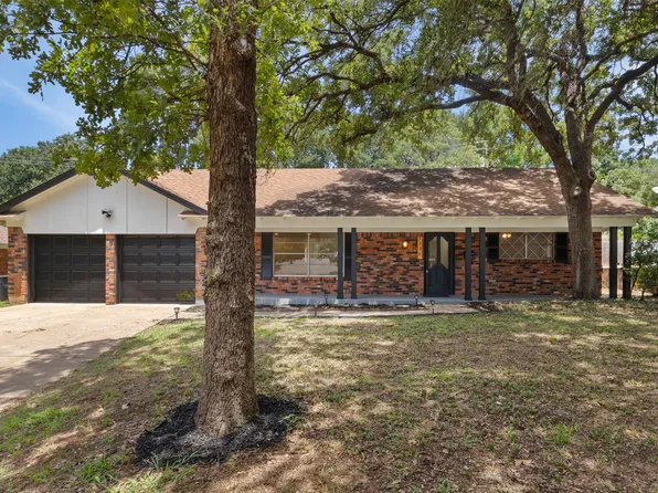 7317 Madeira Dr, Fort Worth, TX 76112