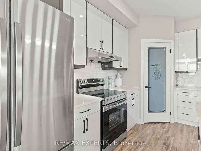 3557 Colonel Talbot Rd #1 — Photo 13