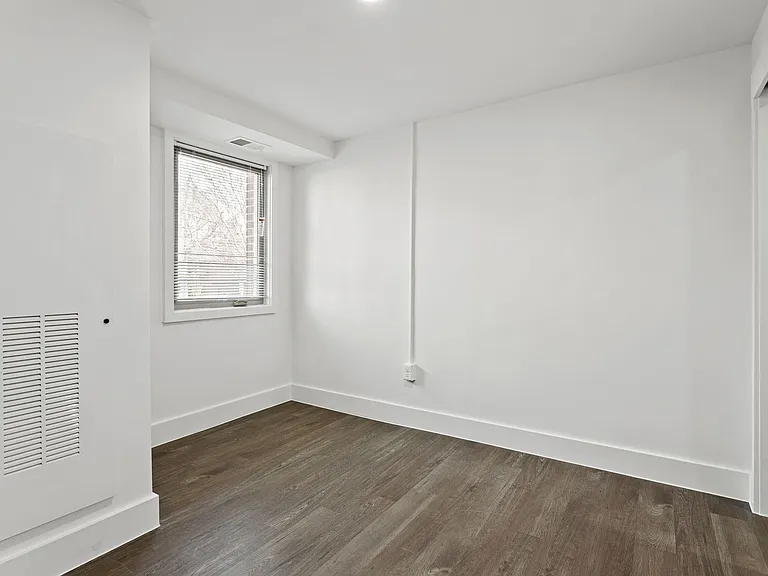 Welcome to The Doreen at 5910 14th St NW — Photo 18