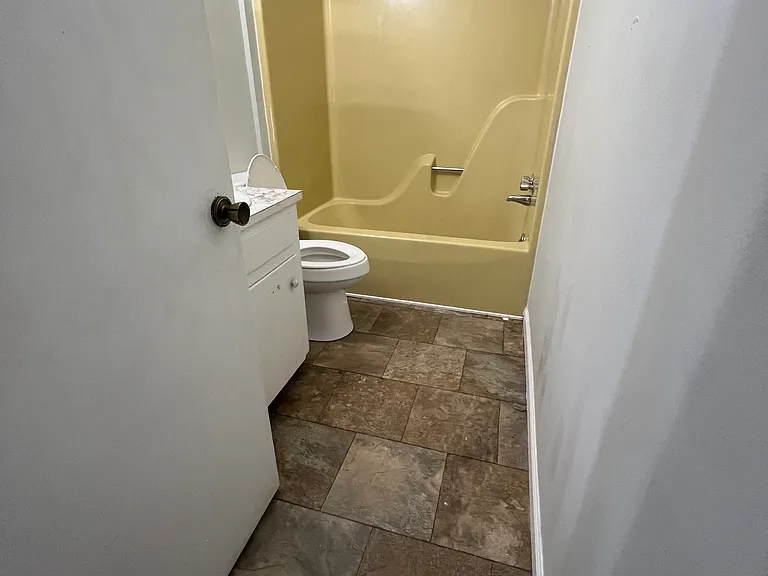 121 Nashway St #13 — Photo 6