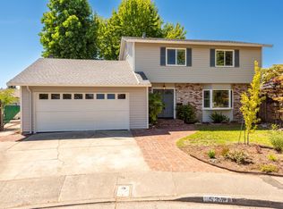 537 Emerald Park Ct, Santa Rosa, CA 95409