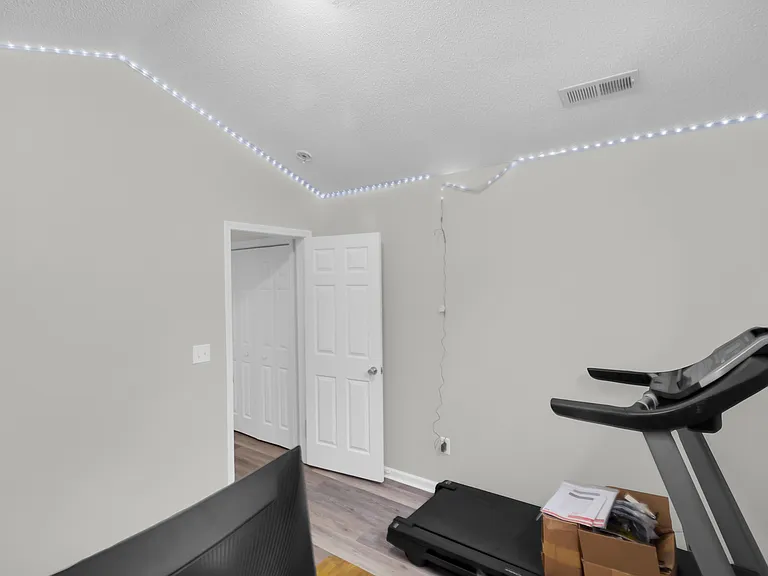 3825 Elizabeth Ave — Photo 6
