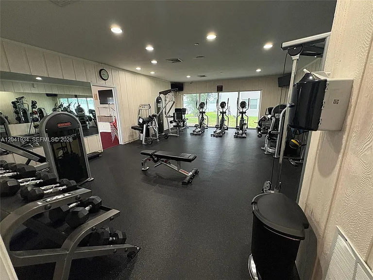 1075 NE Miami Gardens Dr #211 — Photo 14