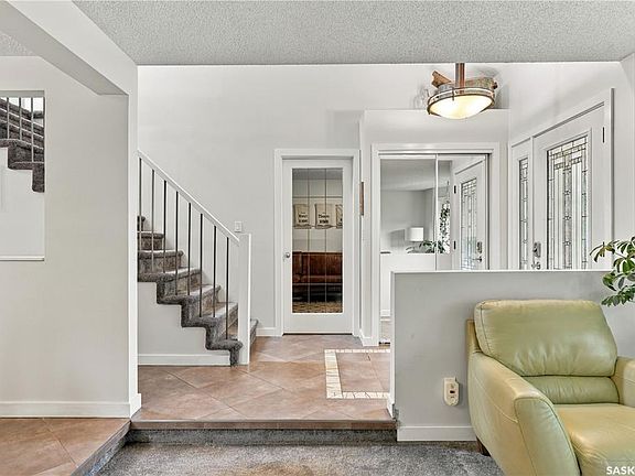 3rd image of 334 Mulcaster COURT