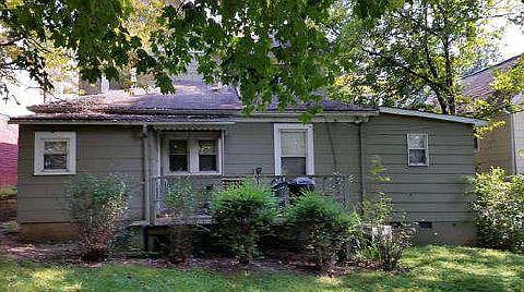2nd image of 306 Hill St