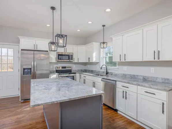 190 James Dr, Ruckersville, VA 22968