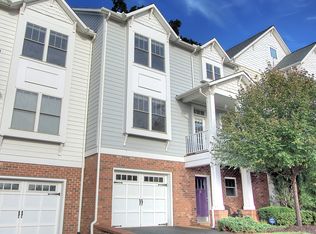 215 Brookwood Dr, Charlottesville, VA 22902