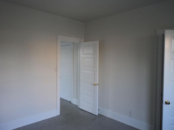 4th image of 2035 N Holton St APT 3