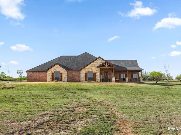 515 Sales Rd, Windthorst, TX 76389