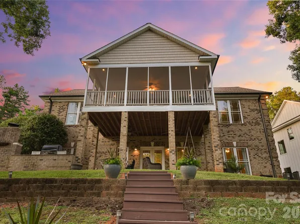 410 Plantation Way, Mount Gilead, NC 27306